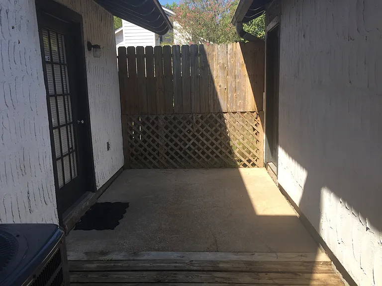 3106 Dickinson Ave — Photo 9