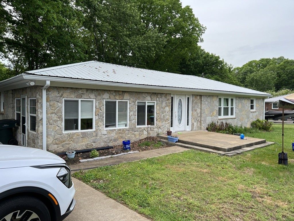 1085 Highway 100, Centerville, TN 37033 Zillow