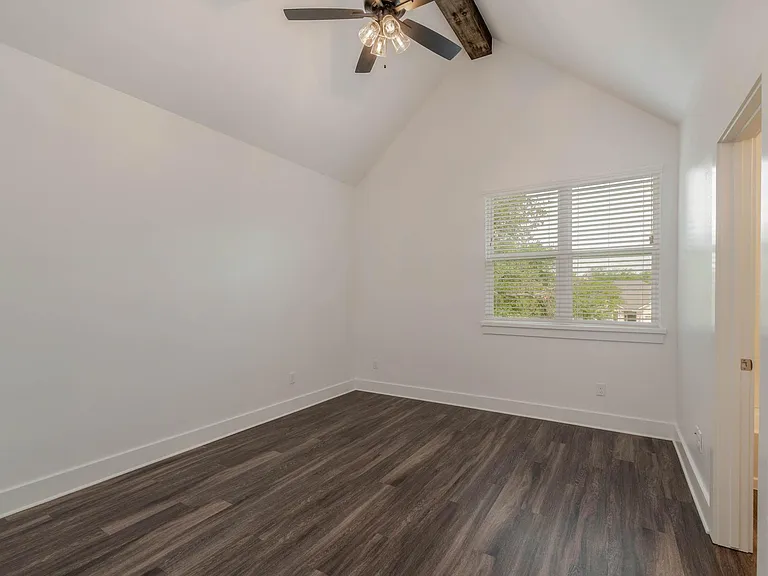 508 Gilchrist Ave — Photo 24