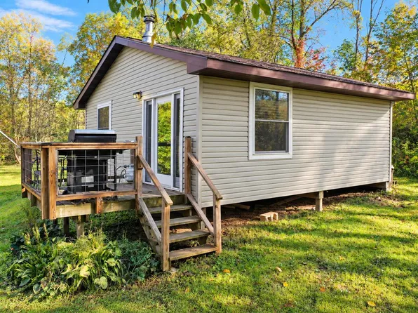 E3872 Franks LANE, Genoa, WI 54632
