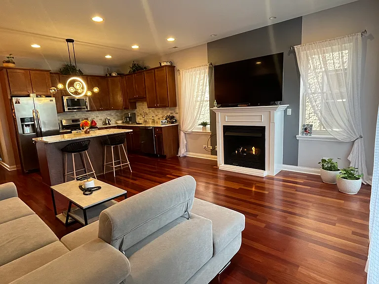 3016 N Harlem Ave #3N — Photo 2