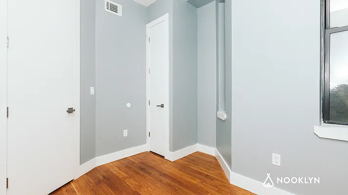 Rented by Nooklyn NYC LLC | media 14