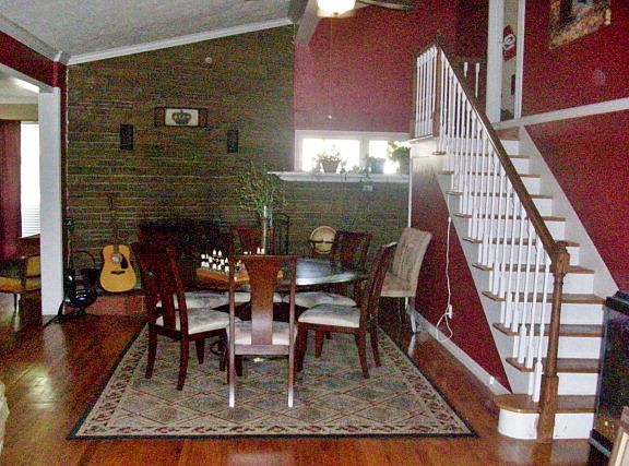 4th image of 501 W Parkway St