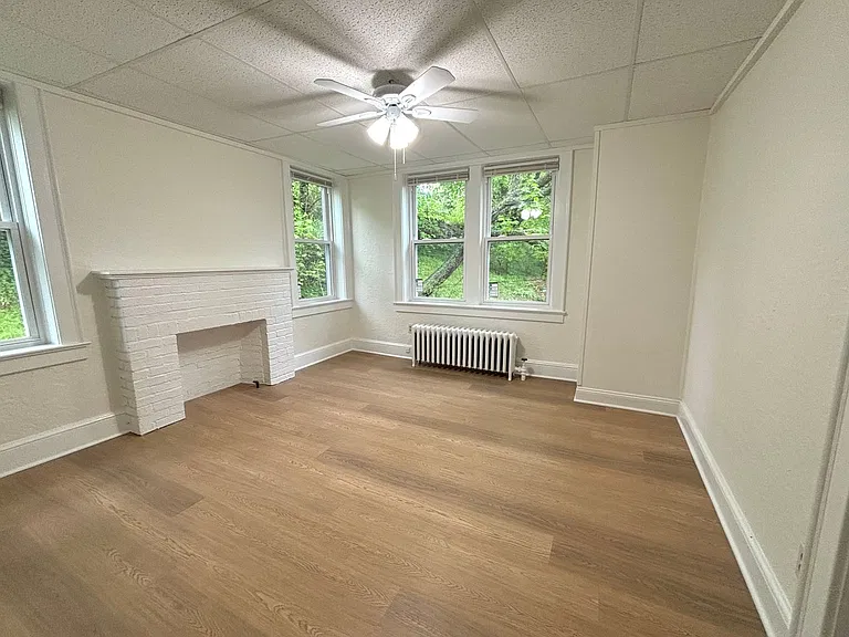 43 West St — Photo 11