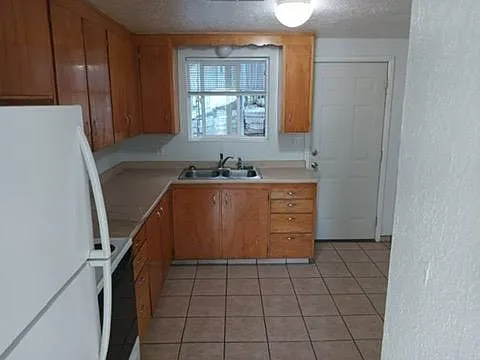 Unit Photo
