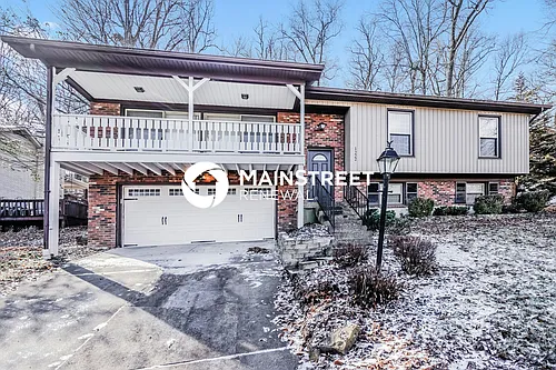1222 Constitution Dr Photo 1