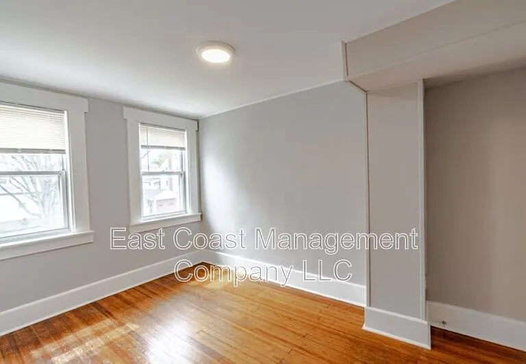 4231 Berger Ave — Photo 20