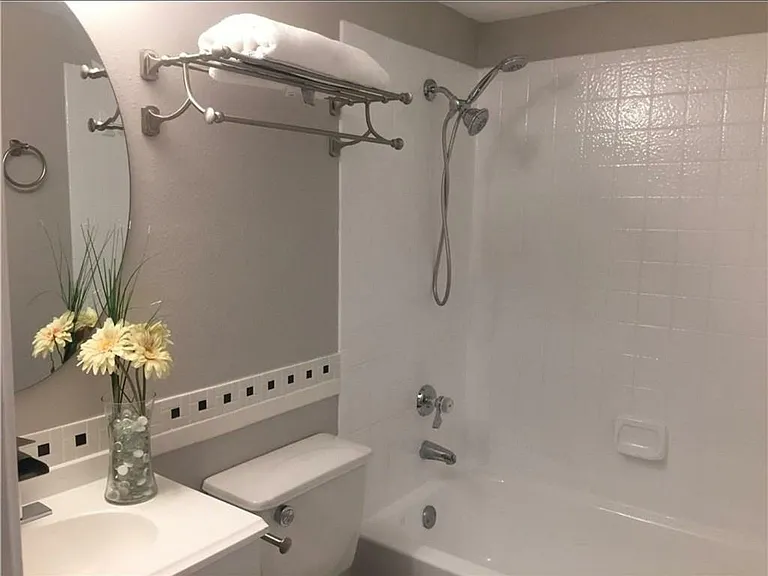 1840 Burton Dr #190 — Photo 10