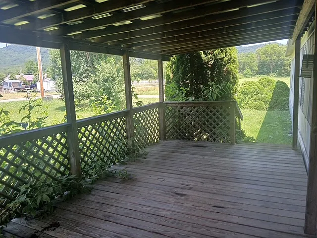 167 Lake Logan Rd — Photo 4