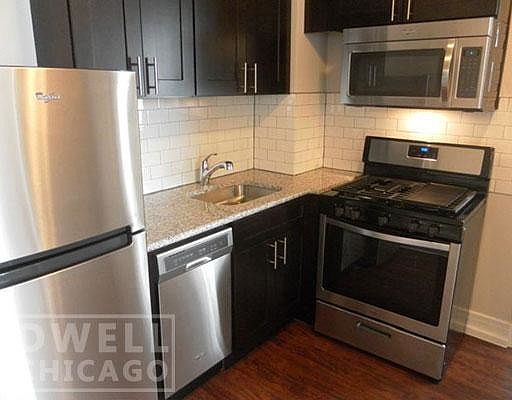 3rd image of 6744 N Ashland Ave #501