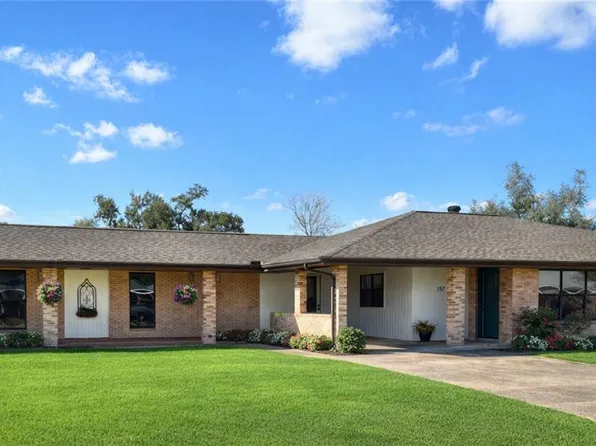 571 Oak St, Norco, LA 70079