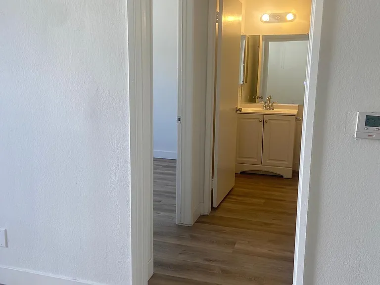 Sylvan Court — Photo 5