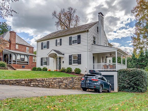 3rd image of 3228 Brightwood Pl SW