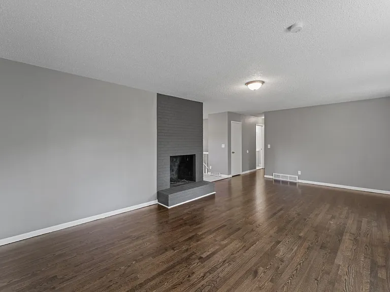 2209 E 125th St — Photo 5