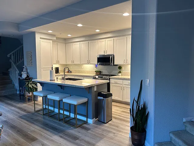 825 Almond Rd — Photo 3
