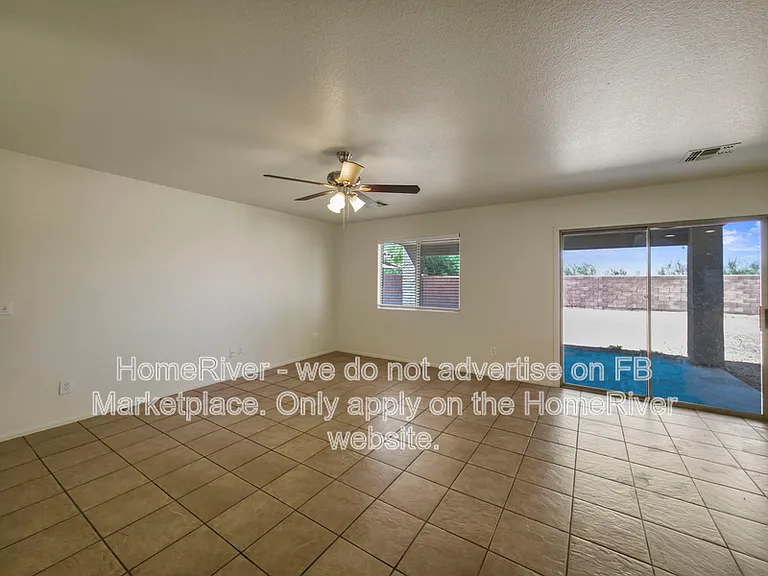 42706 W Hillman Dr — Photo 4
