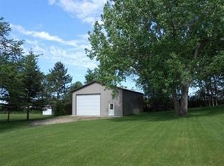 15441 E Munson Dr, Detroit Lakes, MN 56501