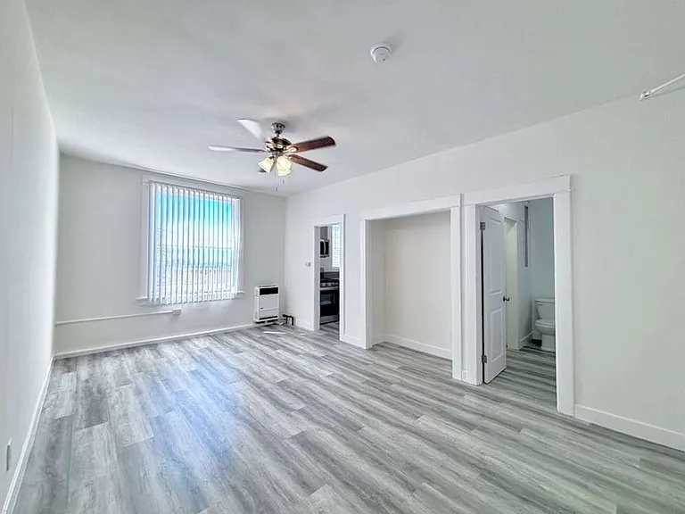 341 S Alvarado Street — Photo 9