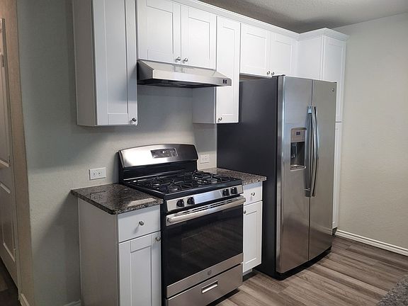 4th image of 8940 Yorkshire Way