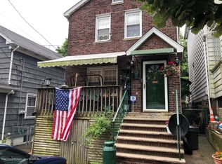60 Coursen Pl, Staten Island, NY 10304