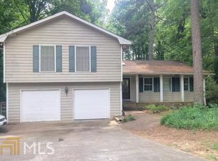 861 Sweet Briar Ln SE, Conyers, GA 30094