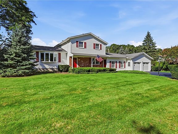 3rd image of 122 Rocmar Dr