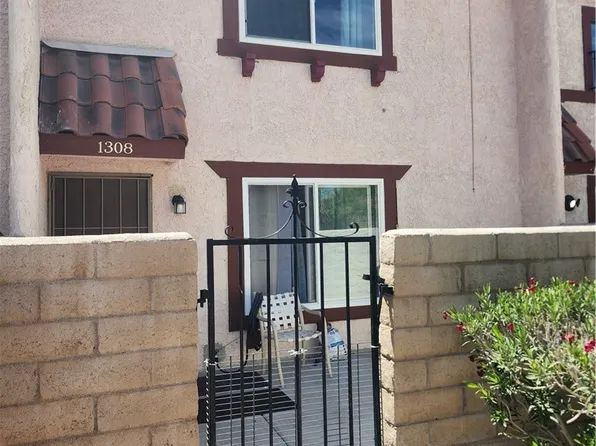 1308 Rawhide St, Las Vegas, NV 89119