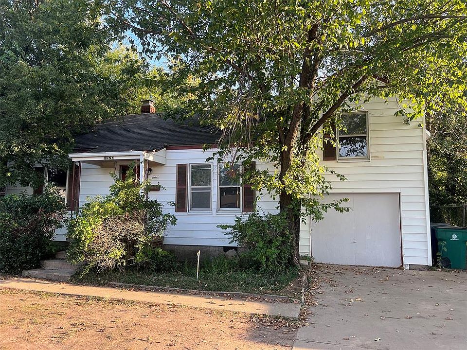 1st image of 1220 SW Grand Blvd