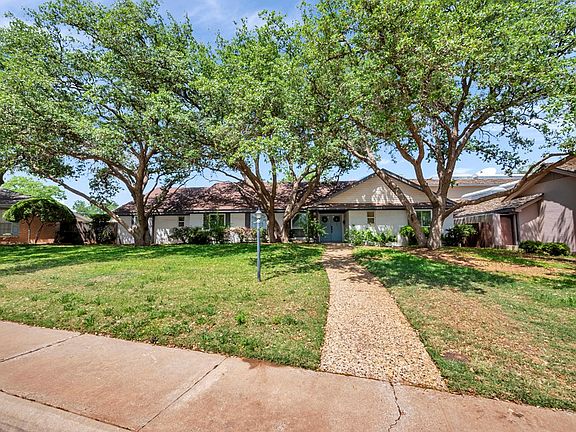 5th image of 8 Ridgmar Ct