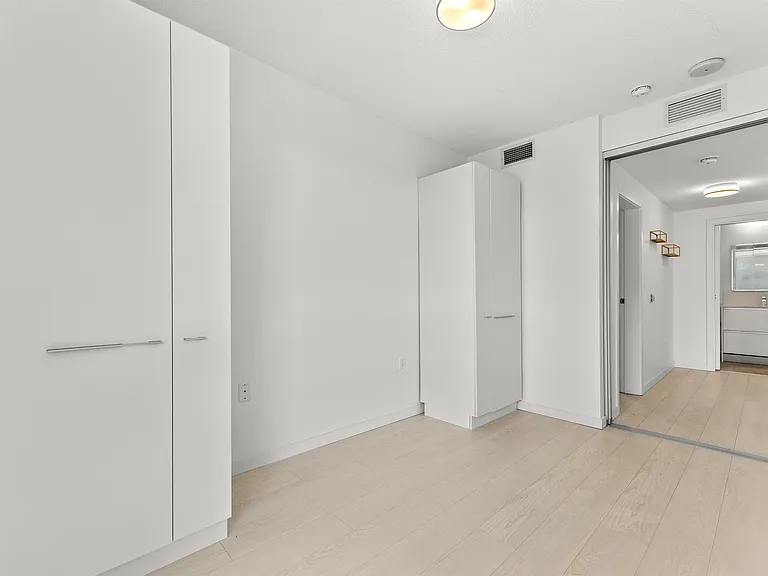 180 E 2nd Ave #728 — Photo 18