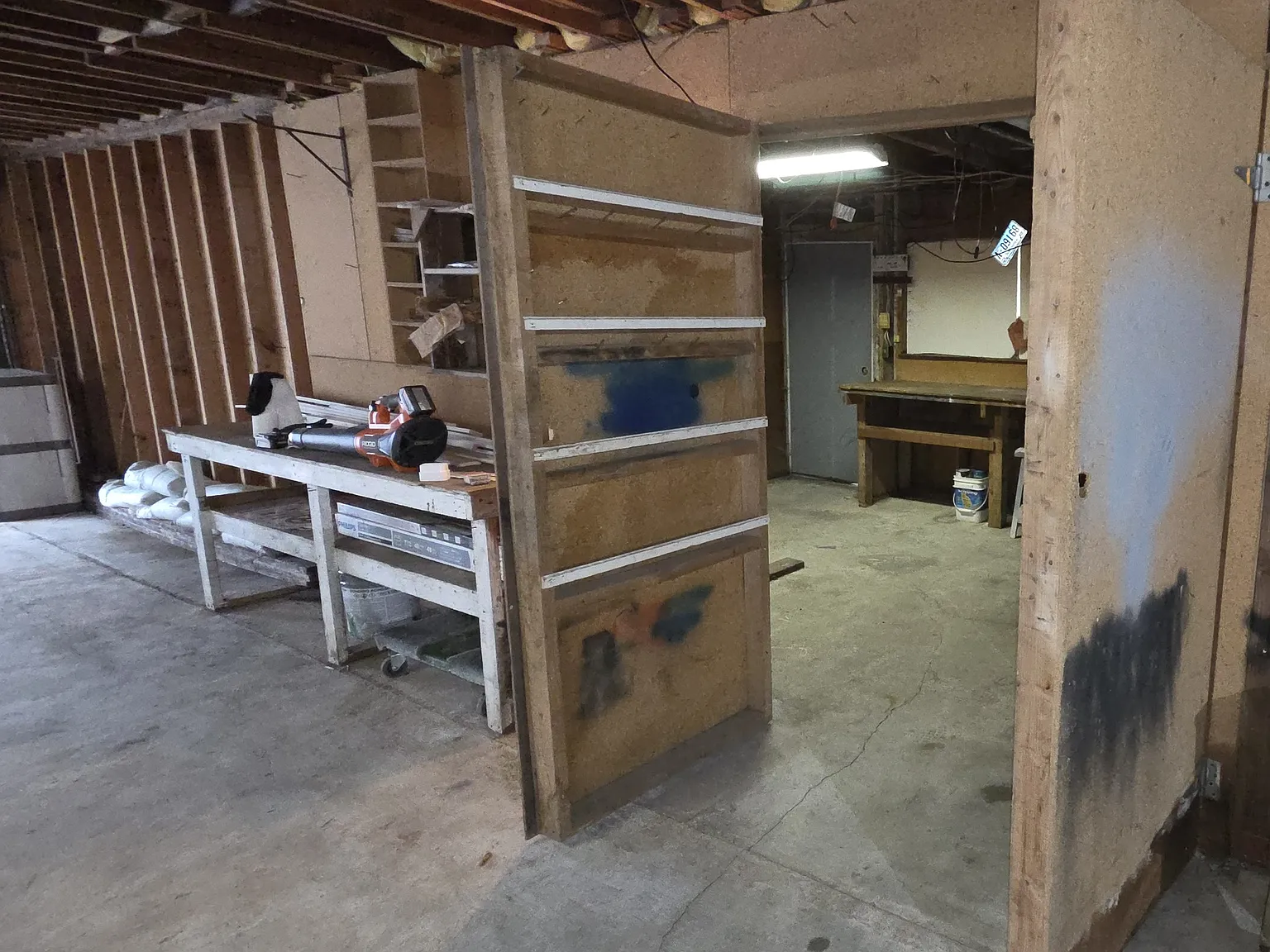 E100-Storage - 1 — Photo 2