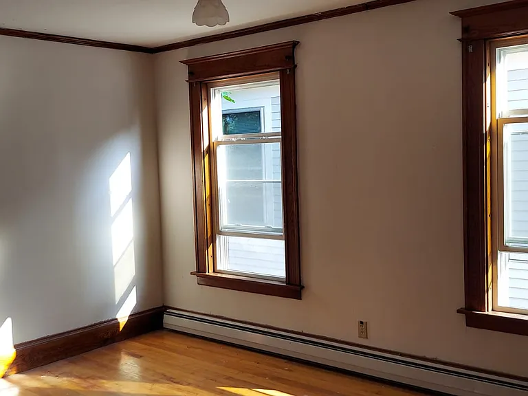 7 Academy St #7A — Photo 4