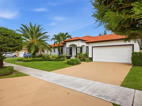 16483 SW 282nd St, Homestead, FL 33033