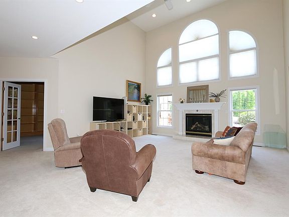 5th image of 4453 Hidden Oaks Ln