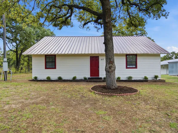 517 Sandy Oaks Rd, Springtown, TX 76082