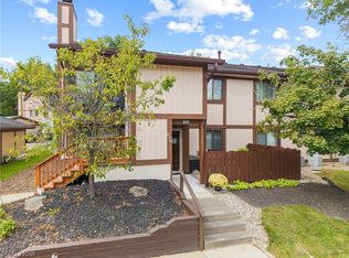 818 Kirkwall Dr, Akron, OH 44321