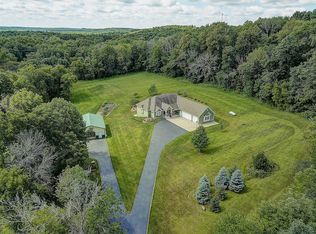 5889 Shamrock Ln, Hubertus, WI 53033