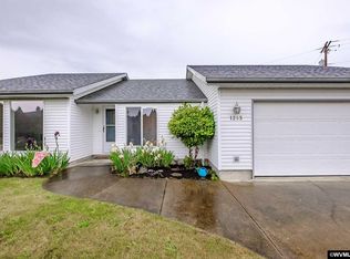1253 Ashwood Ct, Lebanon, OR 97355
