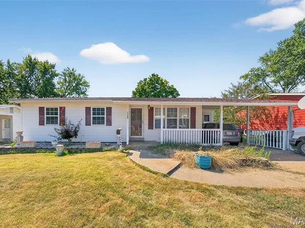 1790 Tahoe Dr, Florissant, MO 63031