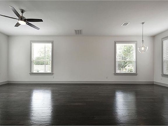 2nd Floor living area