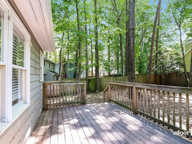 4219 Queen Victoria Pl — Photo 15