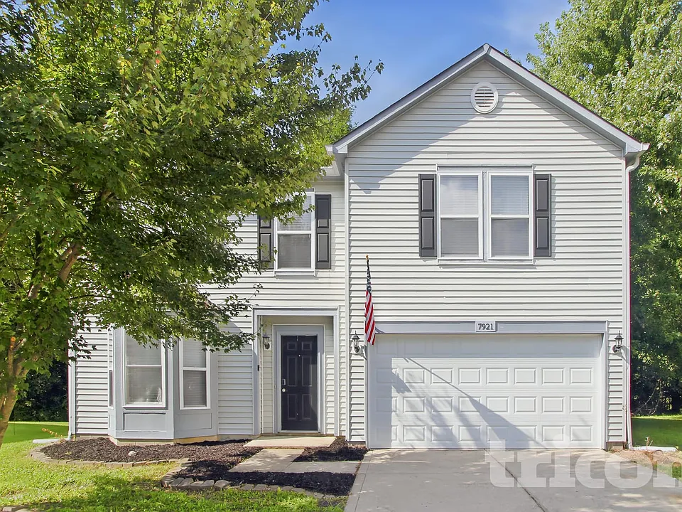 7921 Crackling Ln