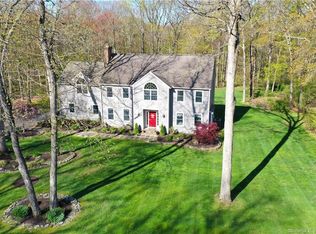 375 Chestnut Tree Hill Rd, Southbury, CT 06488