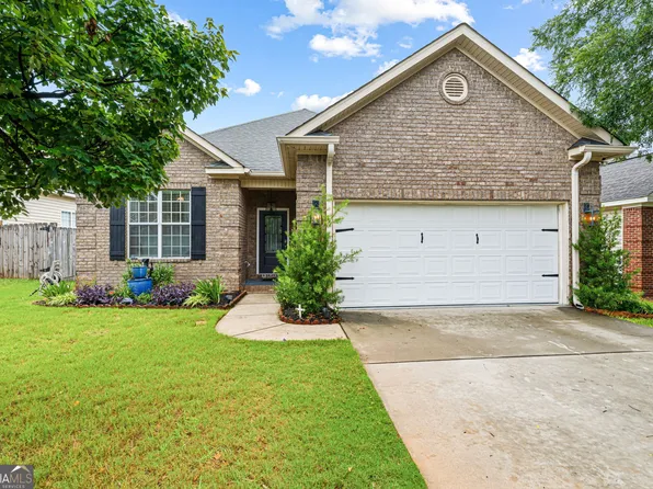 111 Montrose Ln, Centerville, GA 31028