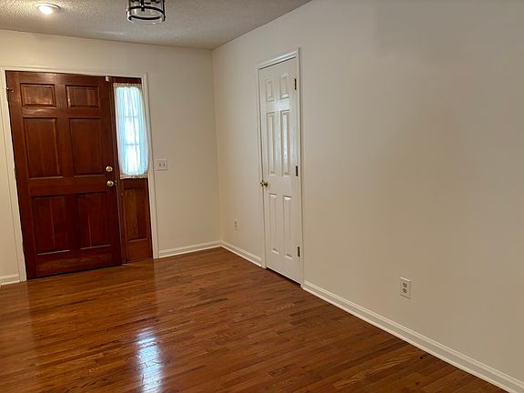 3rd image of 4522 Kings Lake Ct