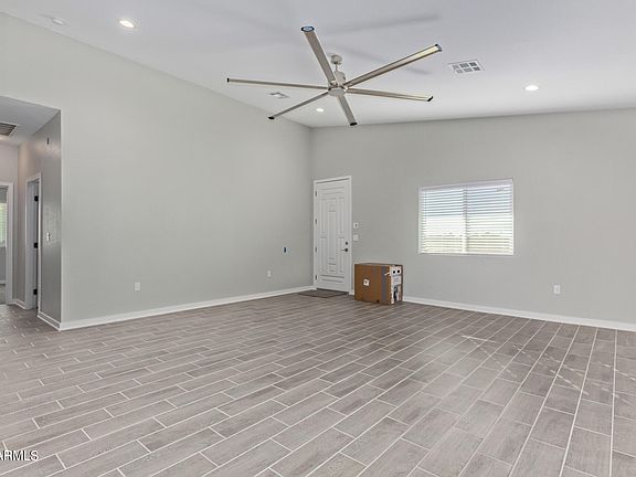 5th image of 11330 W LOMA VISTA Drive