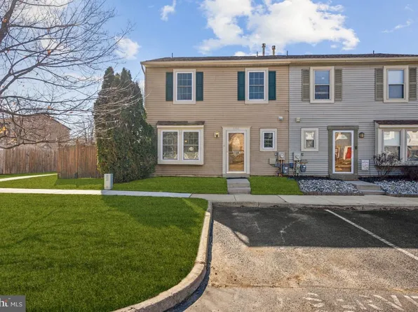 2506 Elberta Ln, Marlton, NJ 08053