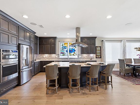5th image of 110 Viceroy Way