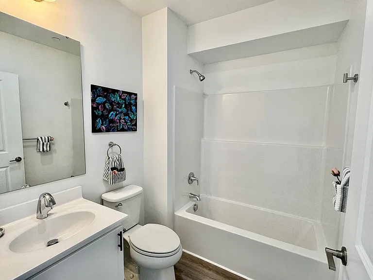 915 N Broad St #610 — Photo 17