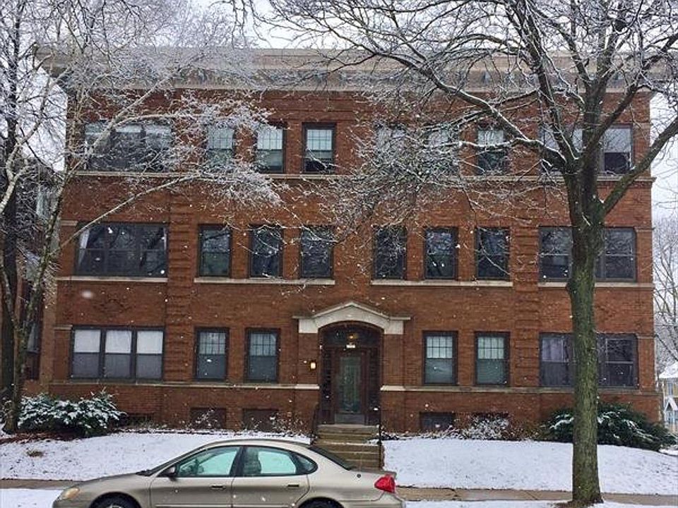 1st image of 2331 E Park Pl #8309586
